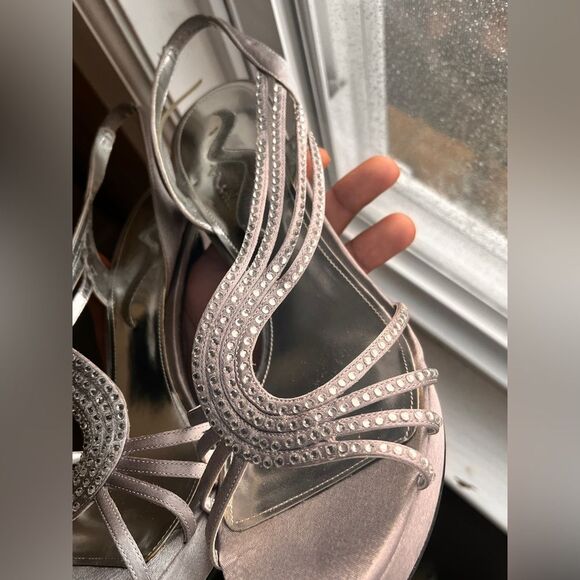 Nina Metallic Silver strappy dress heels size 9 - Picture 6 of 10